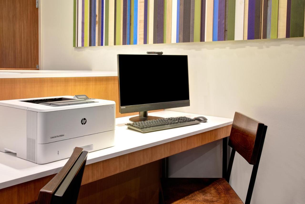 Holiday Inn Express & Suites - Ottawa By Ihg Buitenkant foto