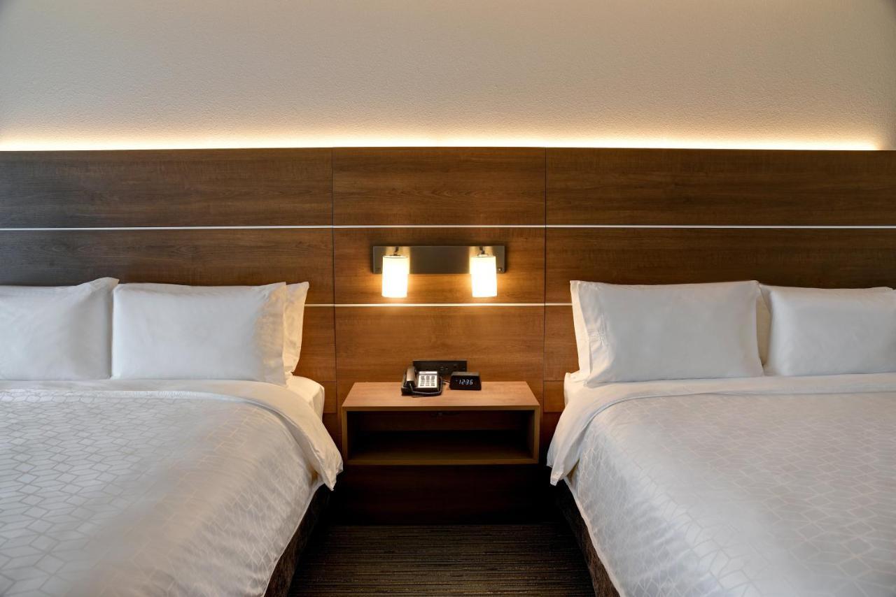 Holiday Inn Express & Suites - Ottawa By Ihg Buitenkant foto